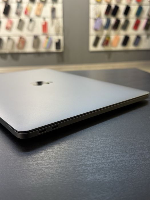 MacBook Pro 13.3 2016 Space Gray 256Gb  (Trade-in, Кредит, Сервіс)