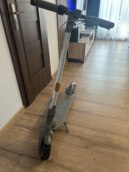 Hulajnoga elektryczna Motus scooty 10