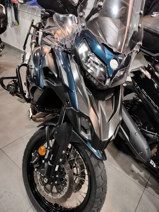 Benelli trk502x como nova