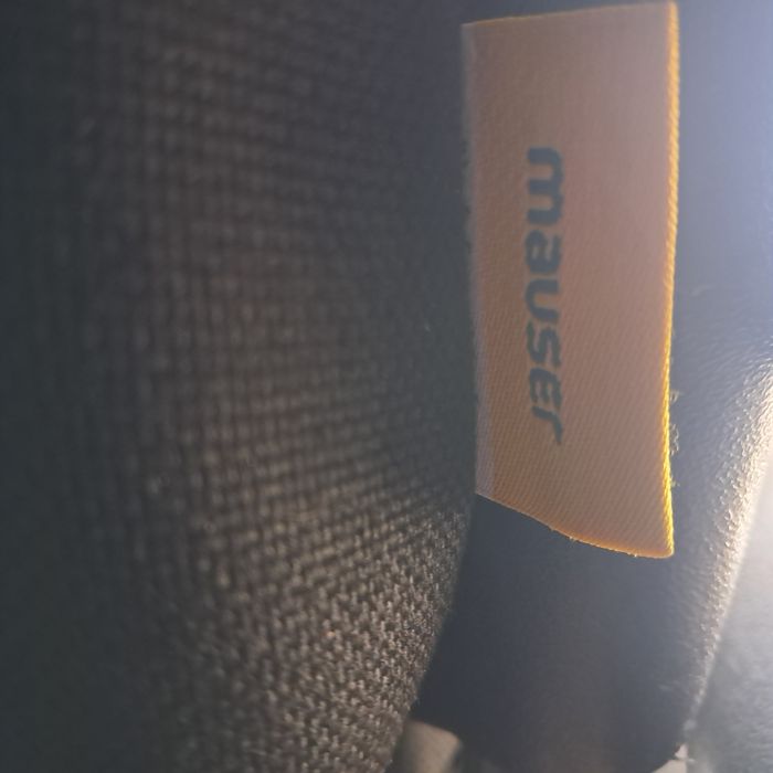 Krzesła konferencyjne , kąplet 6 sztuk