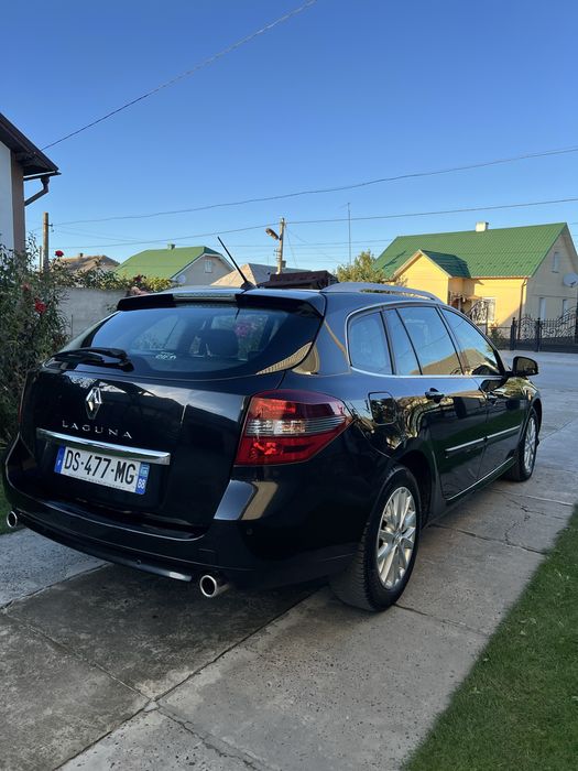 Рено Лагуна 3! 2.0 дизель 2015 рік!
