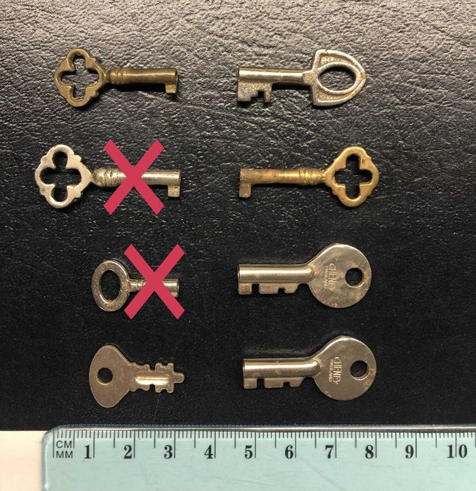 Set of 8 Small Keys (Also Sold Individually)