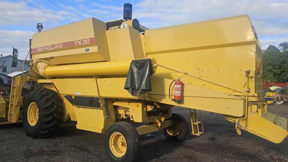 New Holland TX 30 Hydro