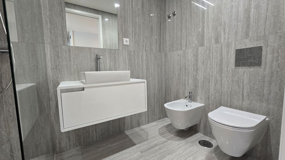 Apartamento T3 em Canidelo com vista mar