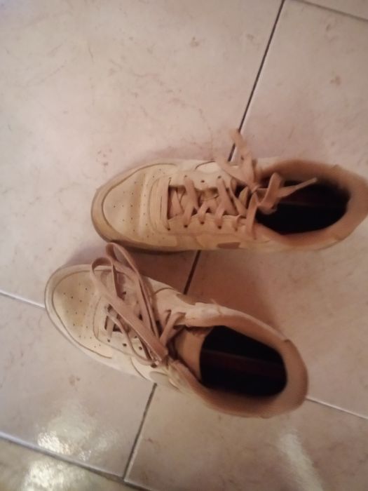 Sapatilhas NIKE camel