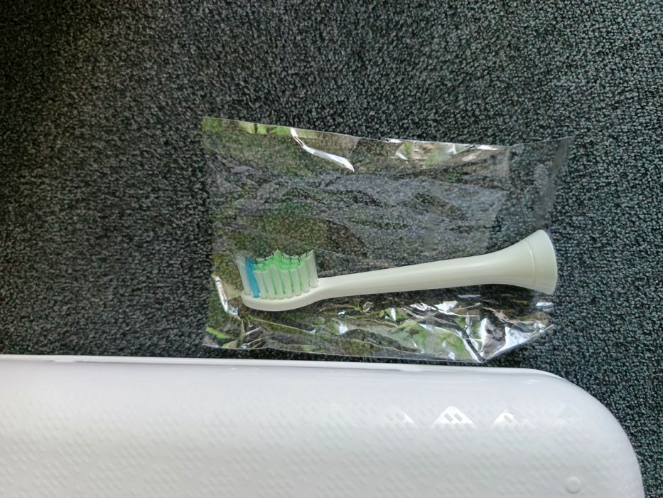 Szczoteczka soniczna Berdsen