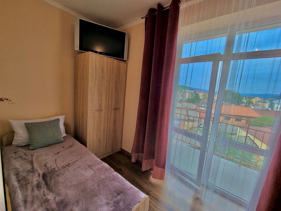 Здається подобово квартира в центрі  Мукачева вам точно сподобається!