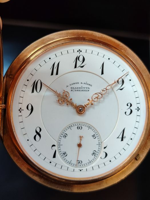 Часы золотые карманные