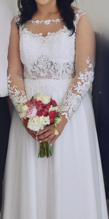 Przepiękna suknia ślubna