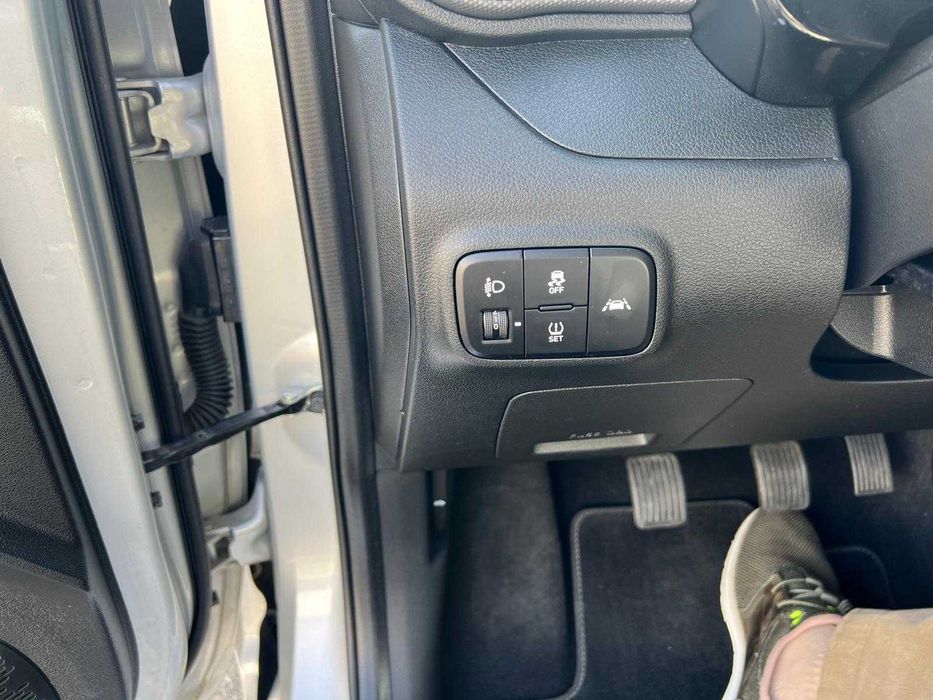 Hyundai I10 (Garantia Fábrica até out/2028)