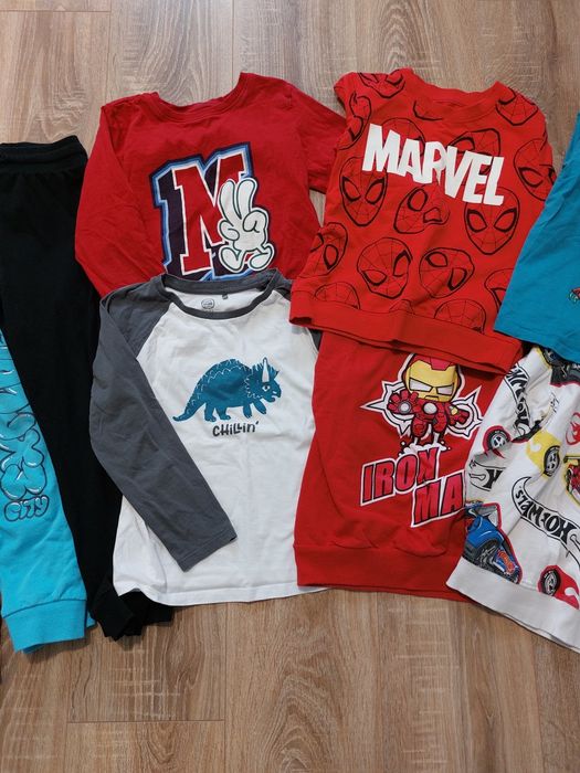 Ubrania chłopięce 122-128