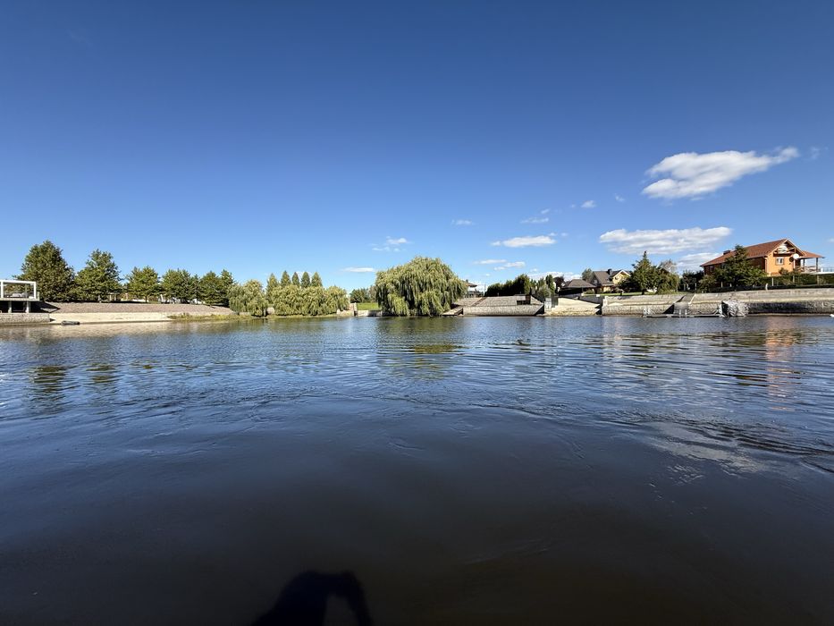 Зазимя,2Га з власним виходом до води