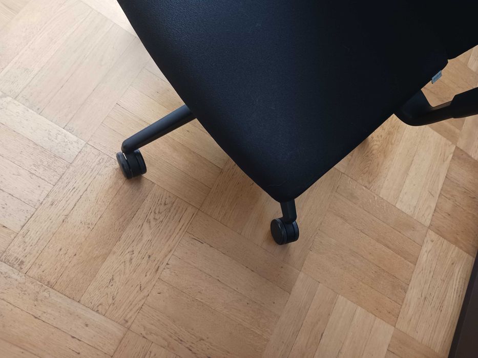 krzesło biurkowe