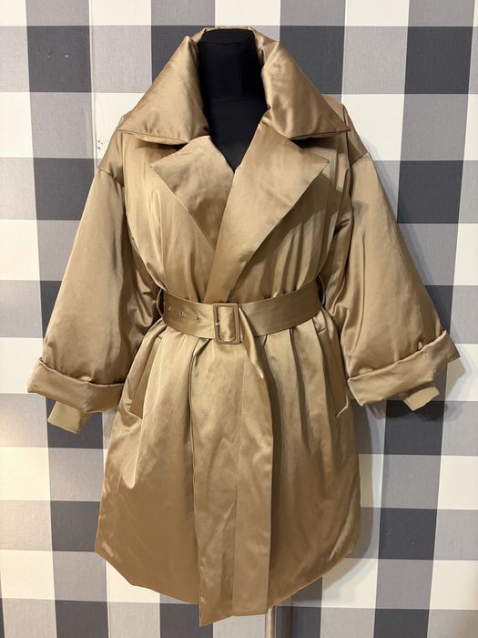 Uterque elegancki złoty płaszcz, rozmiar M