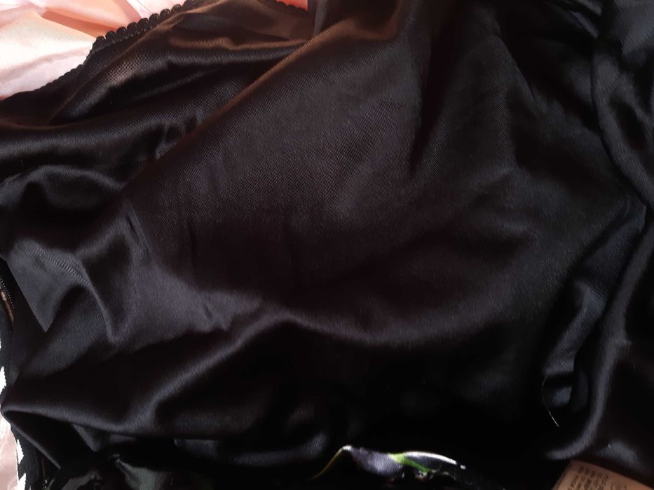 Юбка стрейчевая на подкладе  Mark Cain