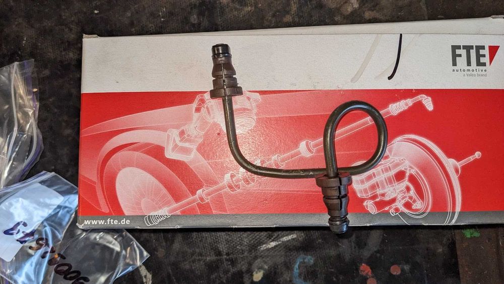 Трубка циліндра щеплення  Opel