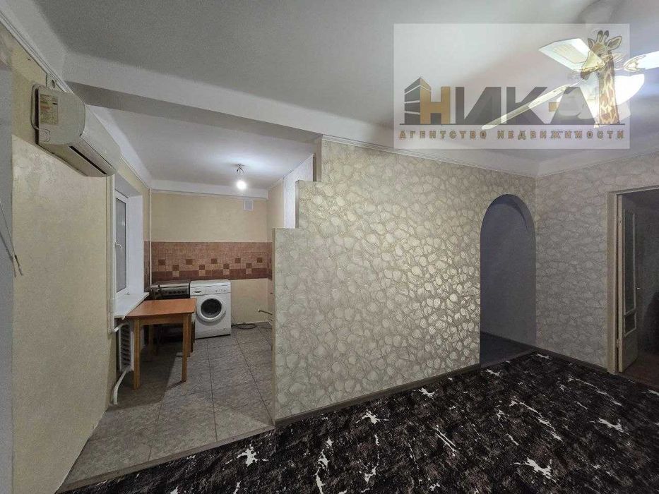 Продам 2-х кімнатну квартиру вул. Лахтінська