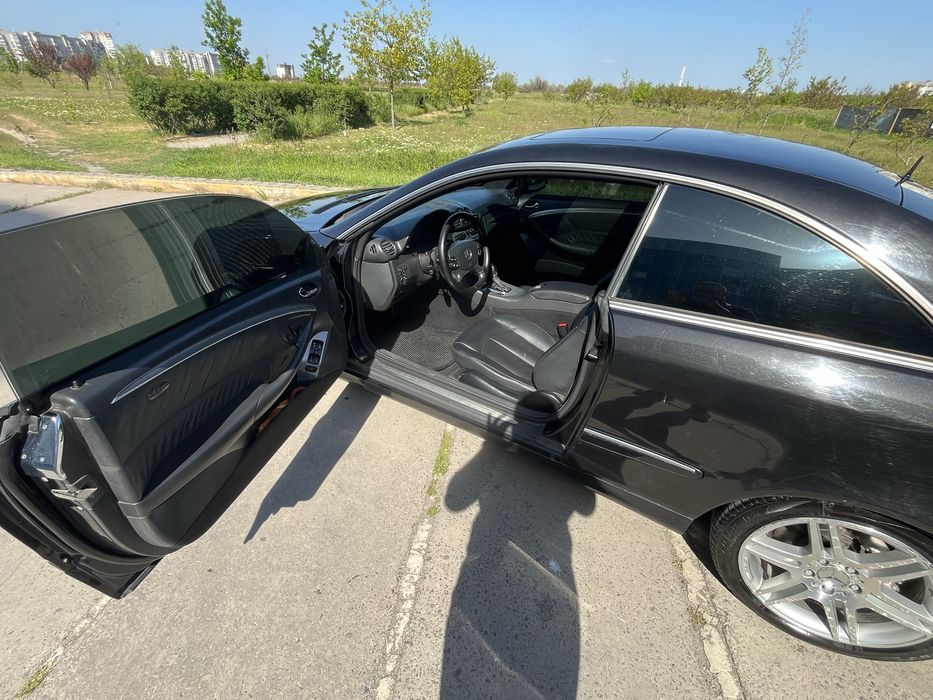 Продам Мерседес clk 2,7
