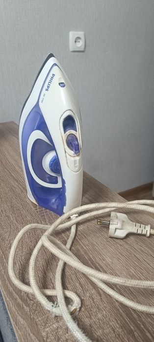 Продам утюг PHILIPS.