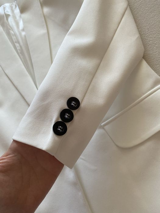 Піджак білий