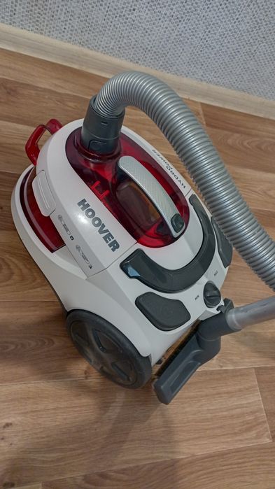 Продам пилесос з аквафільтром