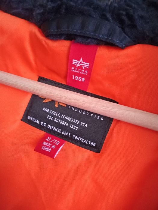 Парка Alpha Indstr розмір XL Дійсно до 02.03!