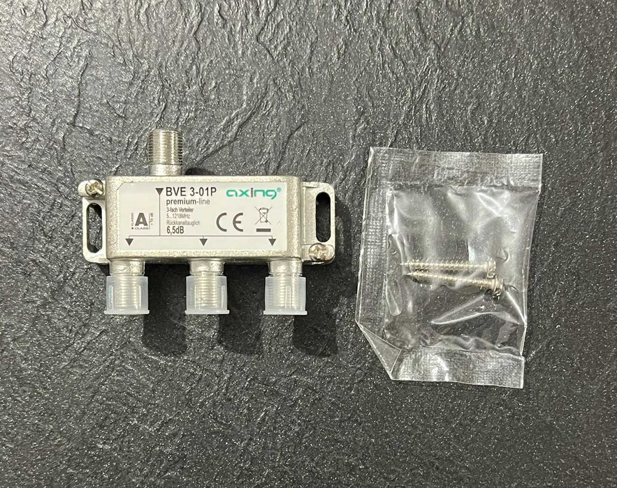 Rozdzielacz 3-drożny do kabla lub systemu antenowego Axing BVE-01P