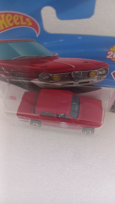 Alfa romeo giulia ti super hot wheels