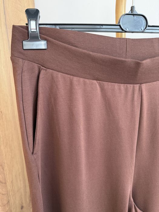 Moraj spodnie damskie dresowe brązowe 2XL