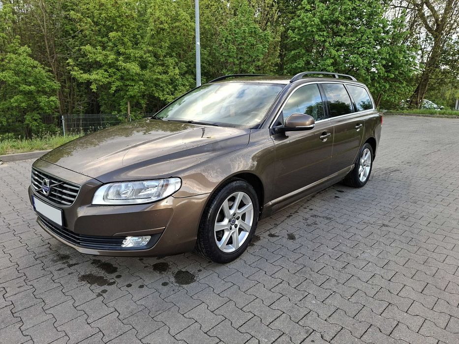 Ładne Volvo*V70 2.0*D4*181KM kombi*CLIMA*elektryka*SKÓRA*chromy*HAK*faktura*ZAMIANA*alu*2kpl.kół