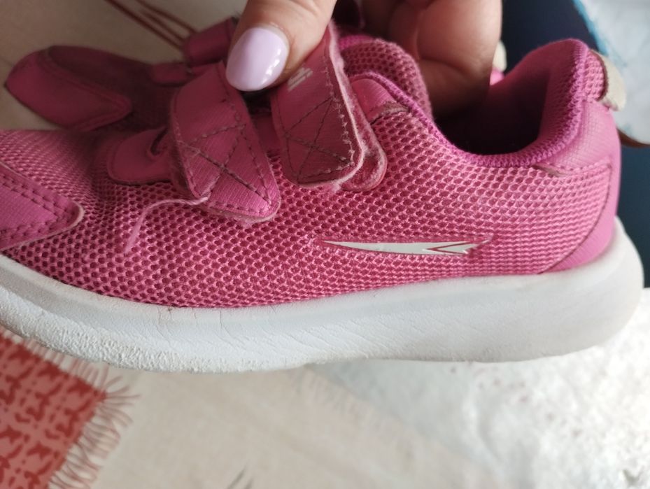 Adidasy Buty na rzepy dla dziewczynki Sprandi 29