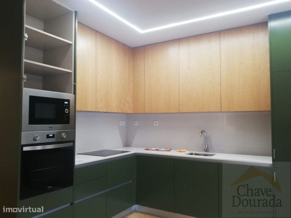 Apartamento T1+1 - junto da Praça da República