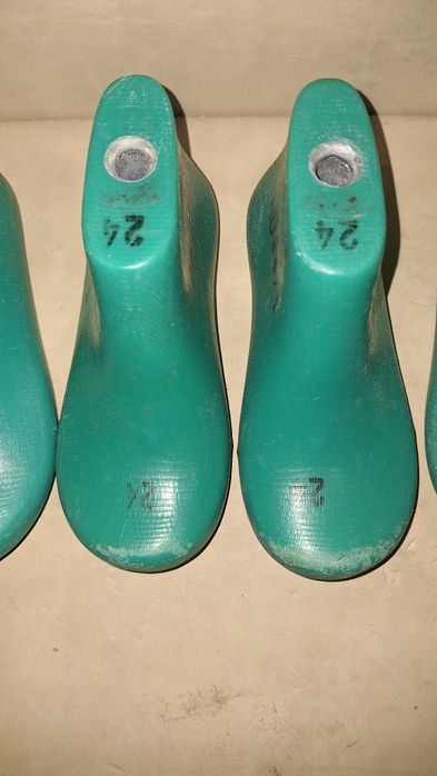 Предлагаю обувные колодки.