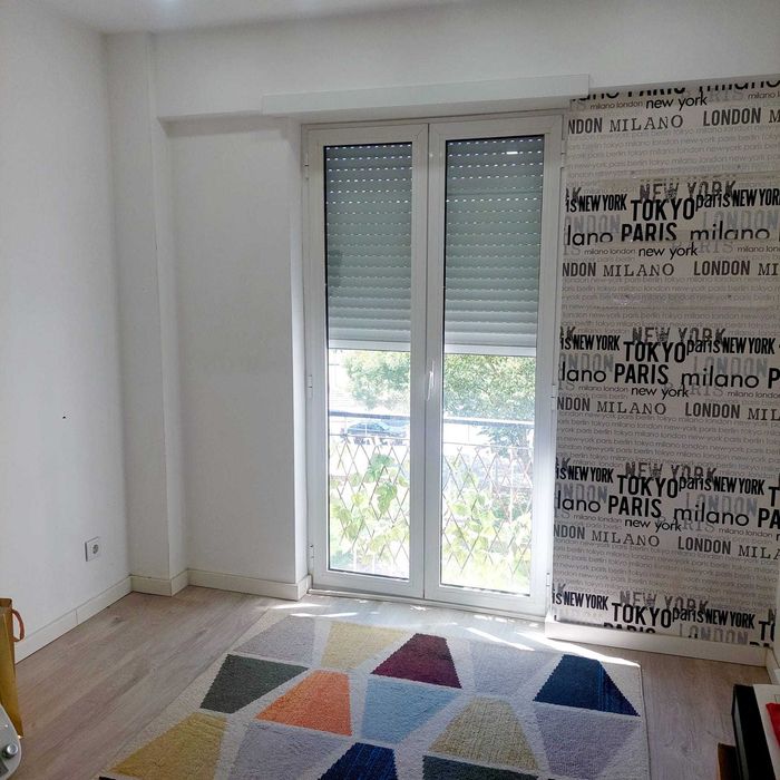 Apartamento T3 para venda em Alverca com excelente localização