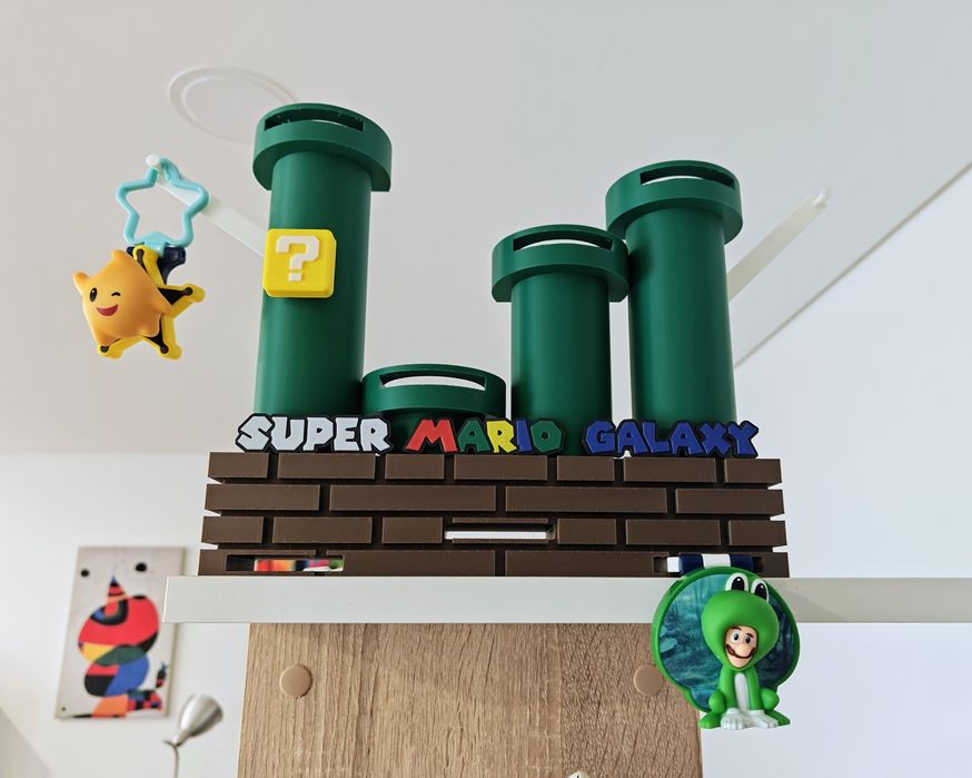 Expositor suporte temático Super Mario Galaxy McDonalds