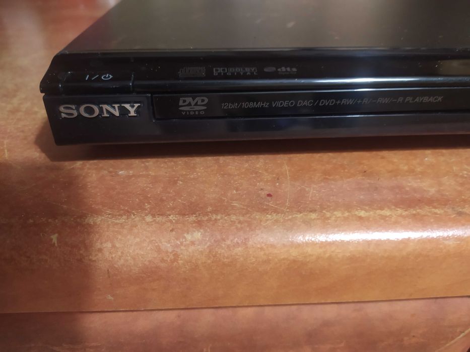 Odtwarzacz DVD SONY DVP-SR100