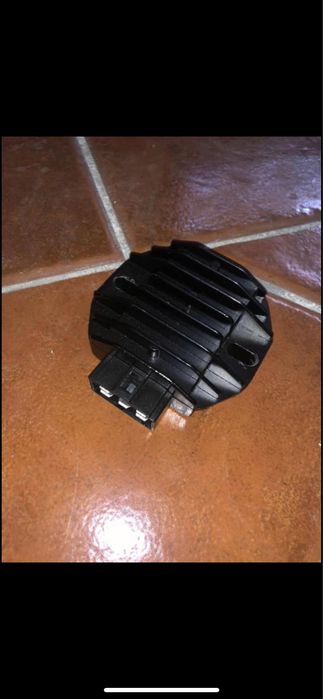 Rele piscas Original + Retificador corrente Yamaha R6 ano 2000