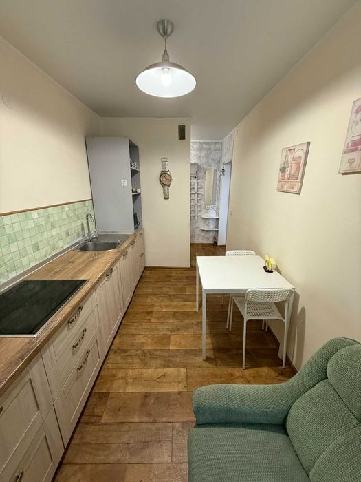 Простора 3 кім. кв з шикарним видом моря!