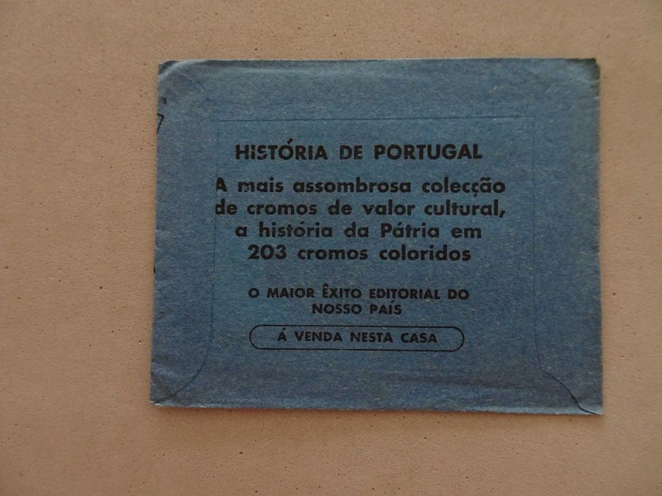 Carteira de cromos fechada Bandeiras do Universo