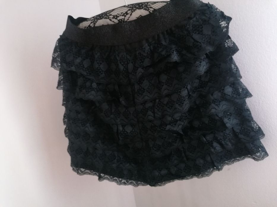 Spódniczka koronka L/40