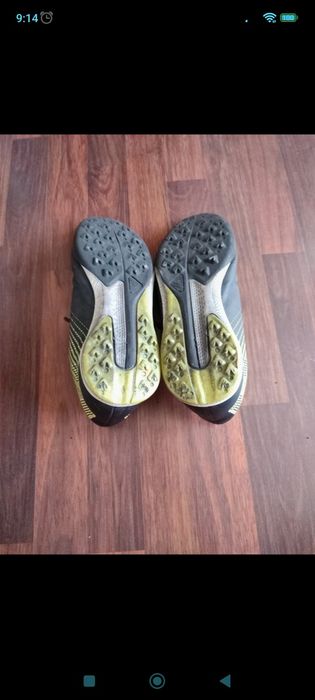 Buty sportowe (rozm. 44)