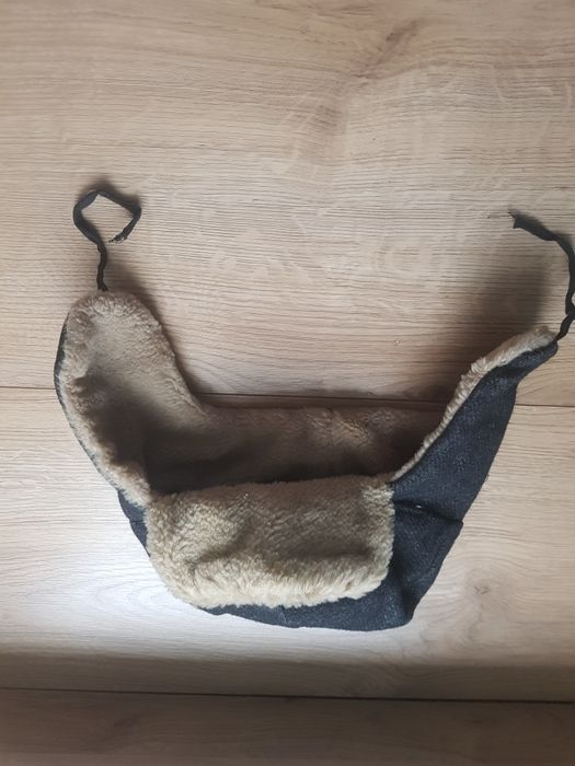 Czapka uszatka z czasów PRL męska