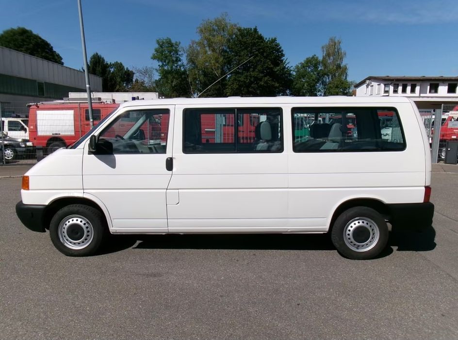 Volkswagen T4 2004.