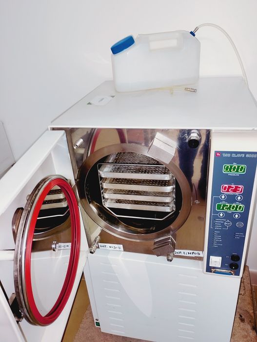 Autoclave tausteril