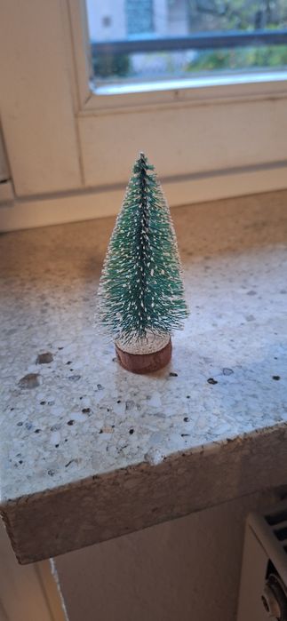 Dekoracja ozdobna Choinka Wysokosc 10 cm