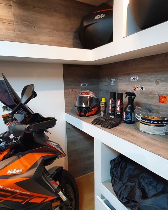 KTM 1290 Super  Duke GT Full Extras.