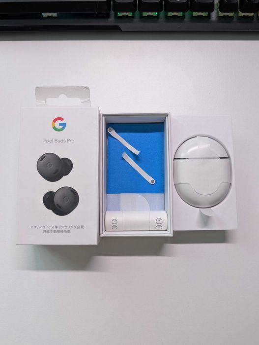 Беспроводные наушники Google Pixel Buds Pro (Charcoal) Полный комплект