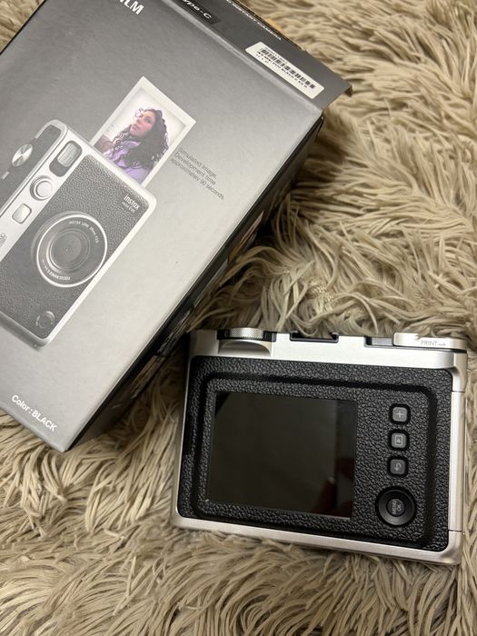 Камера Instax mini evo нова!!