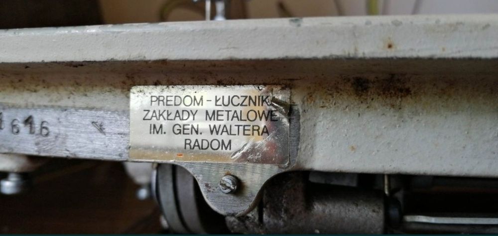 Maszyna do szycia Łucznik Victoria 235 Predom 466