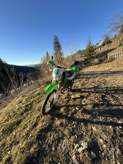 Продам мотоцикол сенке 250або обмін